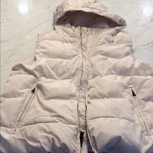 GAP Women's Light Beige Puffer Jacket